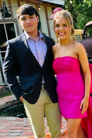 Robe de bal moulante sans bretelles avec nœud