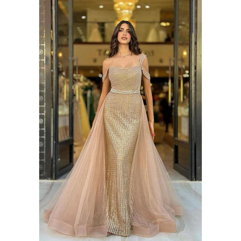 Vestido de noche sexy y atractivo, asimétrico, con cuentas y escote en V y superposición.