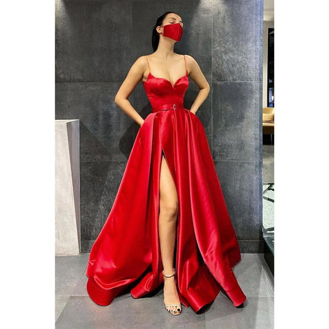 Vestido de fiesta de satén rojo con tirantes finos y bolsillos 