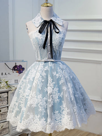 Lindos vestidos de fiesta con cuello halter y apliques de encaje 