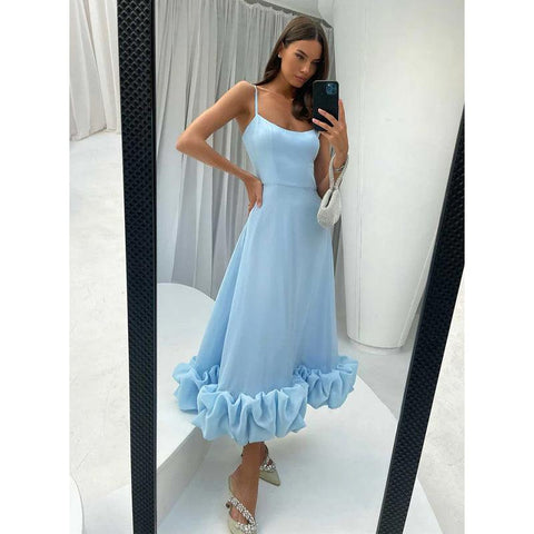 Vestidos de noche formales largos con tirantes finos y volantes redondos 