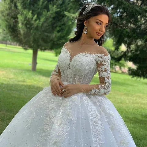 2025 Luxury Muslim Wedding Dress Women's Elegant Long Sleeve Lace Applique A-line Dress Beach Wedding Princess Party O-Neck Brid WD001