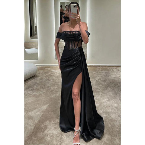Vestido de fiesta largo con pliegues de ilusión, hombros descubiertos y satén sexy y caliente con abertura 