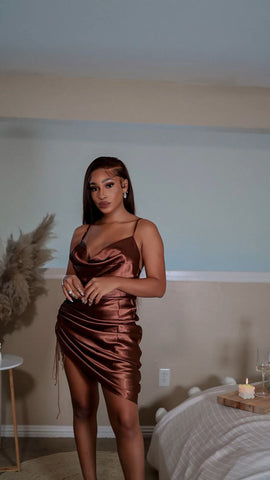 Robe en soie marron à fines bretelles, robe de soirée sexy Y352