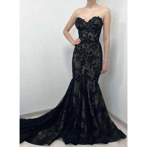 Vestido de noche formal negro de sirena con encaje romántico y escote corazón 