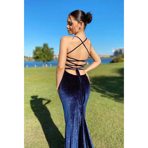 Vestido de fiesta largo de terciopelo con tirantes finos y brillante