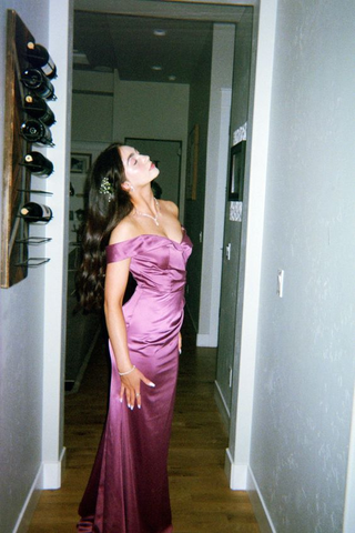 Robe de bal longue en satin, coupe fourreau/colonne, épaules dénudées, modèle Y4057