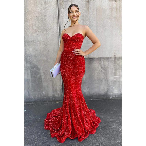 Vestido de fiesta brillante con lentejuelas rojas y escote corazón