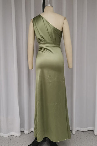 Vestidos de noche sexys con abertura, fruncidos y hombros caídos 