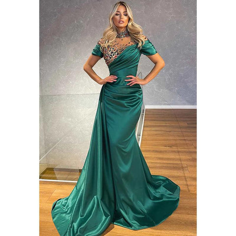 Elegante y lujoso vestido de fiesta formal de sirena con cuello alto y mangas cortas fruncidas y joya