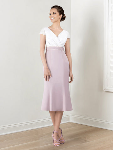 Vestidos de corte recto/columna para la madre de la novia con chaqueta y pedrería 