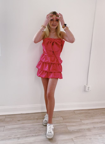 Precioso vestido corto fucsia para fiesta de bienvenida Y2776