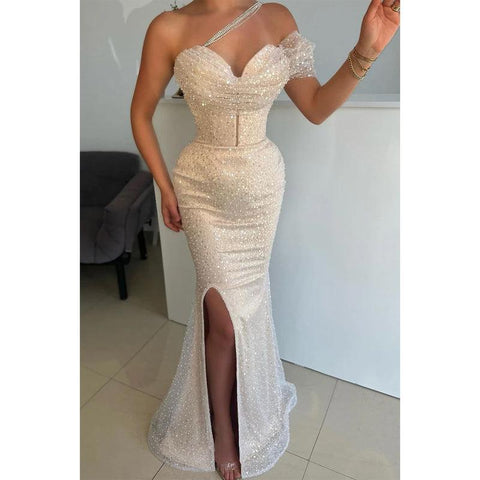 Vestido de noche formal de sirena con escote en V y un hombro sexy con abertura 