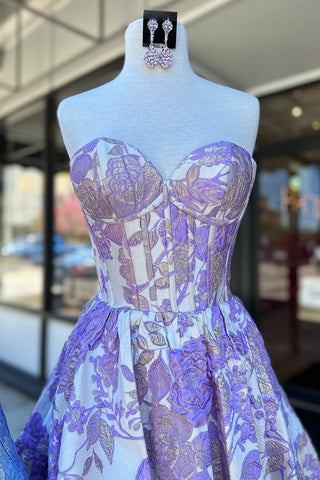 Vestido corto de fiesta sin tirantes, con estampado floral, corte en A, corsé y volantes