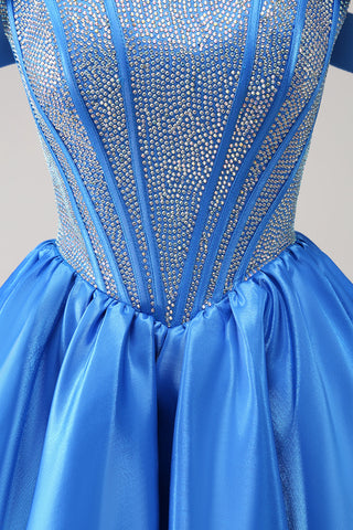 Robe de bal bleue mignonne à épaules dénudées et corset ornée de perles