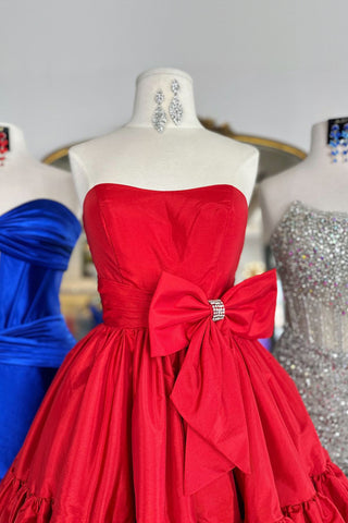 Vestido corto de satén sin tirantes, corte en A, para fiesta de bienvenida, con lazo