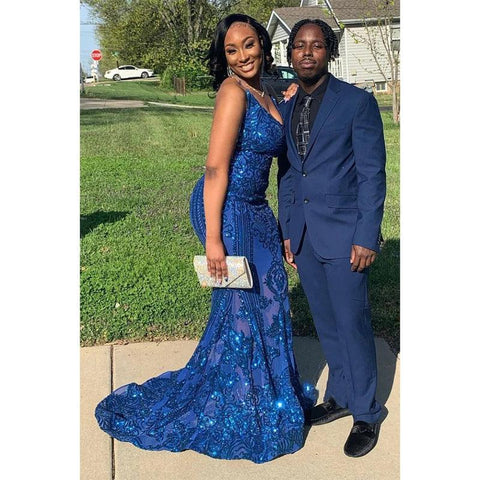 Vestido de fiesta de sirena burdeos con tirantes finos y apliques de lentejuelas para chica negra 