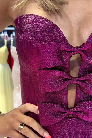 Vestido corto de fiesta de bienvenida corte A con escote corazón y lazo
