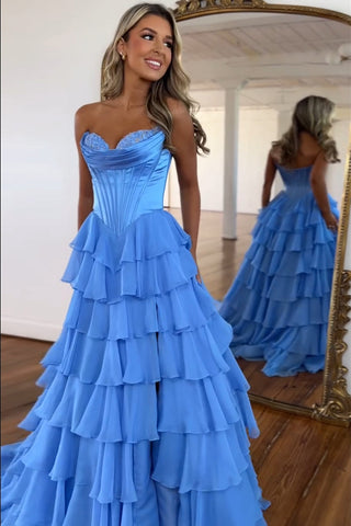Vestido de fiesta largo de gasa con escote corazón, corte en A, volantes y corsé, con abertura