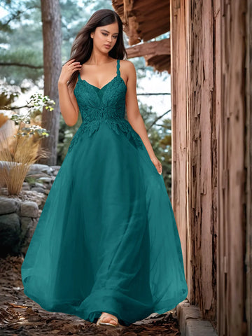 Pretty Hot Fix Sparkly Crystal Embroidery Prom Dress