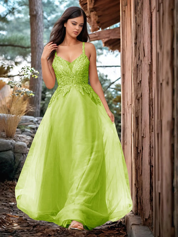 Pretty Hot Fix Sparkly Crystal Embroidery Prom Dress