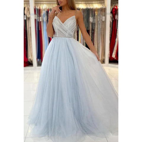 Vestido de fiesta largo con tirantes finos, escote en V y cuentas 