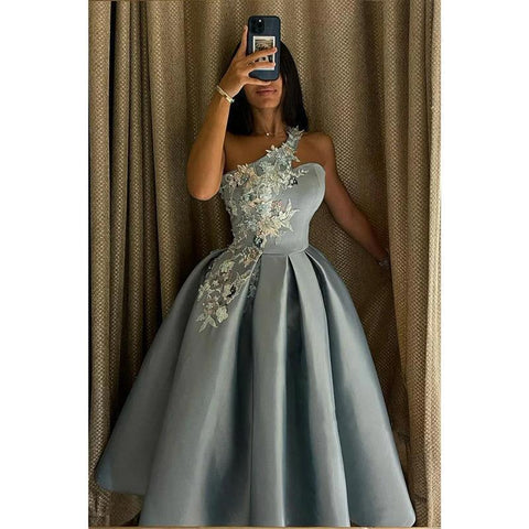 Robe de bal vintage unique à une épaule avec appliques 