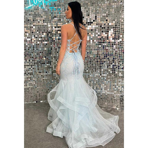 Vestido de fiesta largo de sirena con tirantes finos, apliques de encaje y transparencias