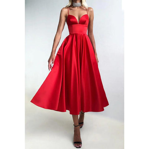 Vestido de fiesta sencillo con escote en V y tirantes finos 