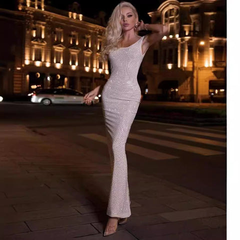 Robe longue extensible tendance dos nu pour soirée ou bal de promo 