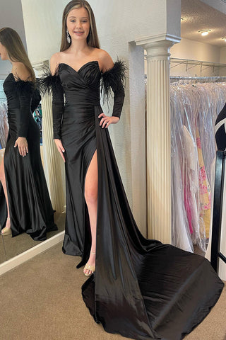 Robe de bal longue à plumes