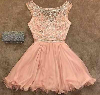 Vestidos de fiesta de gasa corte A con volantes y cuentas de noisette 