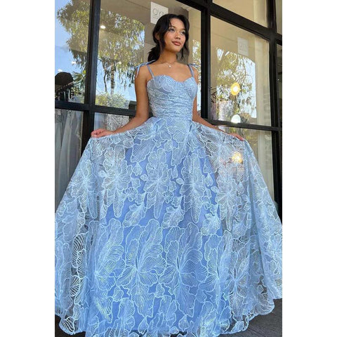 Vestido de fiesta largo de corte A con encaje y tirantes finos en forma de corazón