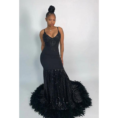 Robe de soirée longue en satin à paillettes et plumes, style sirène, col en V