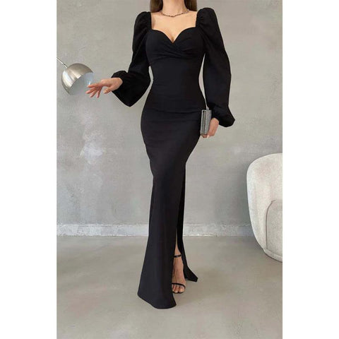 Robe de bal longue simple à manches longues et décolleté en cœur 