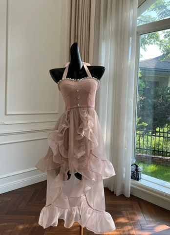 Vestido sencillo de fiesta rosa con escote halter, tul, perlas, cuentas y volantes asimétricos (Y8582)