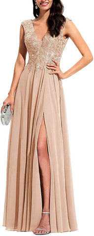 Robe de demoiselle d'honneur longue en mousseline à appliqués, col en V ornée de perles et fente. 