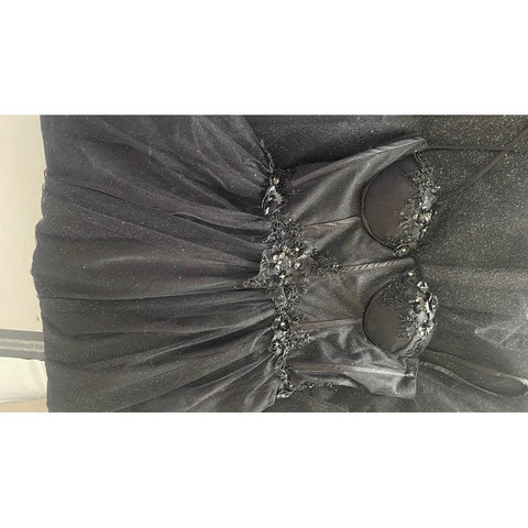 Robe de bal longue à bretelles spaghetti et appliques en tulle avec fente