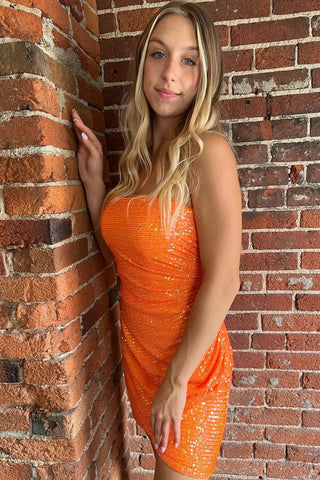 Robe de bal courte moulante sans bretelles orange à sequins