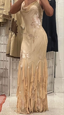 Robe de soirée sirène à fines bretelles, imprimé mousseline et volants perlés, référence Y8254