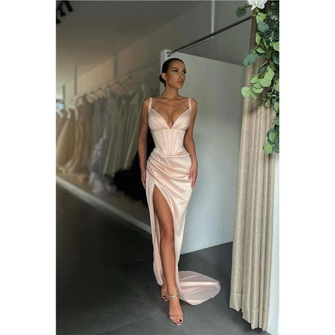 Vestidos de fiesta de sirena con escote en V, pliegues y abertura alta sexys 