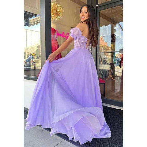 Vestido de fiesta largo sin tirantes con escote corazón, apliques de encaje y mangas desmontables