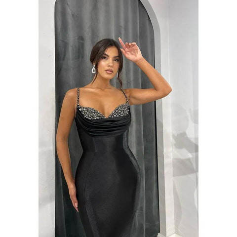 Vestido formal de noche de graduación sin mangas con escote corazón de satén y cuentas de corte trompeta/sirena