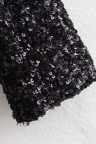 Elegantes vestidos de noche lisos con lentejuelas, espalda descubierta y cuello redondo 