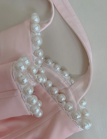 Vestido sencillo de fiesta rosa con escote halter, tul, perlas, cuentas y volantes asimétricos (Y8582)