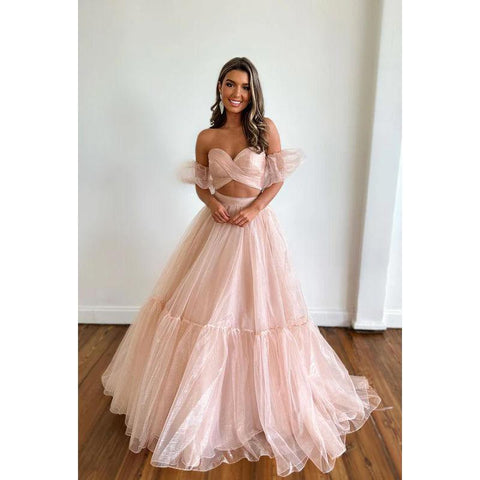 Robe de soirée longue trapèze en tulle froncé sans bretelles