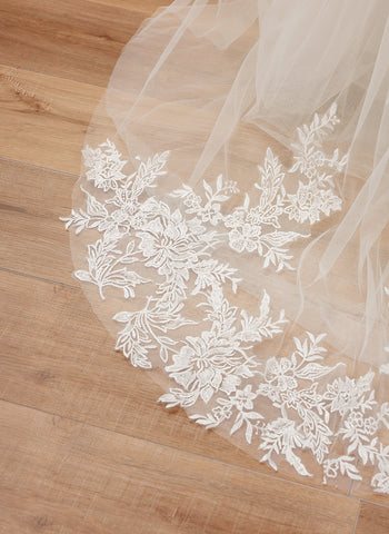 Ball-Gown Long SleevesTulle Sweep Train First Communion Flower Girl Dress