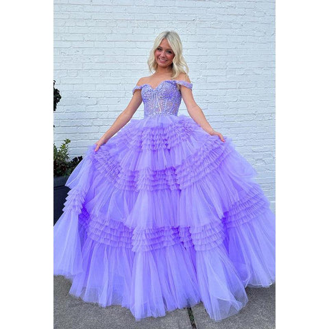 Elegante y lujoso vestido de fiesta de graduación con mangas cortas y hombros descubiertos, corte A y apliques