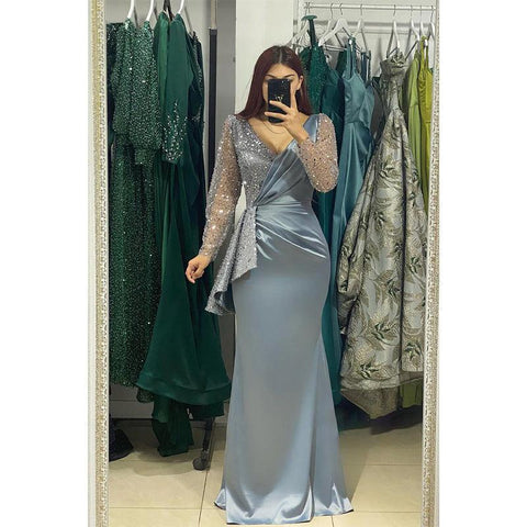 Vestidos de noche formales sexis con escote en V, pliegues y mangas largas