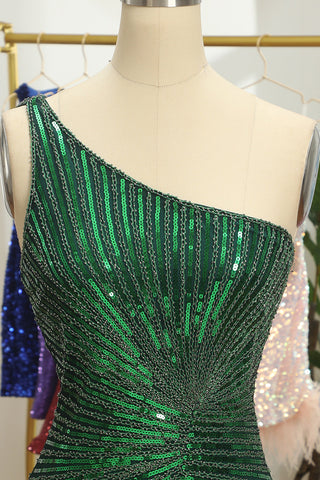Vestido ajustado verde brillante de un solo hombro con cuentas para baile de bienvenida